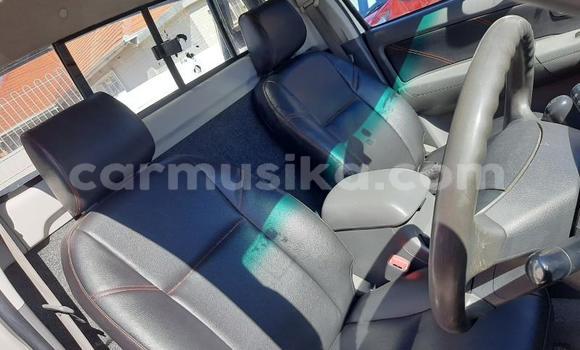 Acheter Occasion Voiture Toyota Hilux Marron à Beitbridge, Matabeleland South Acheter Occasion Voiture Toyota Hilux Marron à Beitbridge, Matabeleland South