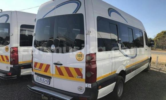 Tenga Tsaru Volkswagen Transporter Chena Mota in Beitbridge in Matabeleland South Tenga Tsaru Volkswagen Transporter Chena Mota in Beitbridge in Matabeleland South