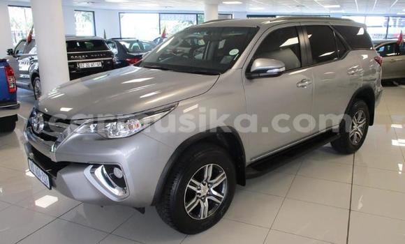 Tenga Tsaru Toyota Fortuner Zvimwe Mota in Beitbridge in Matabeleland South Tenga Tsaru Toyota Fortuner Zvimwe Mota in Beitbridge in Matabeleland South