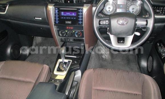 Tenga Tsaru Toyota Fortuner Zvimwe Mota in Beitbridge in Matabeleland South Tenga Tsaru Toyota Fortuner Zvimwe Mota in Beitbridge in Matabeleland South