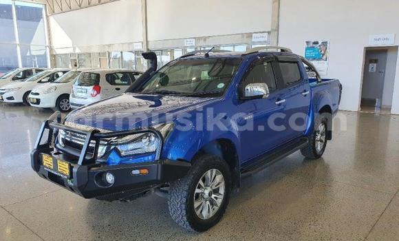 Tenga Tsaru Isuzu D–MAX Bhuruu Mota in Beitbridge in Matabeleland South Tenga Tsaru Isuzu D–MAX Bhuruu Mota in Beitbridge in Matabeleland South