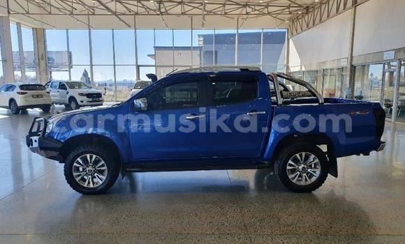 Tenga Tsaru Isuzu D–MAX Bhuruu Mota in Beitbridge in Matabeleland South Tenga Tsaru Isuzu D–MAX Bhuruu Mota in Beitbridge in Matabeleland South