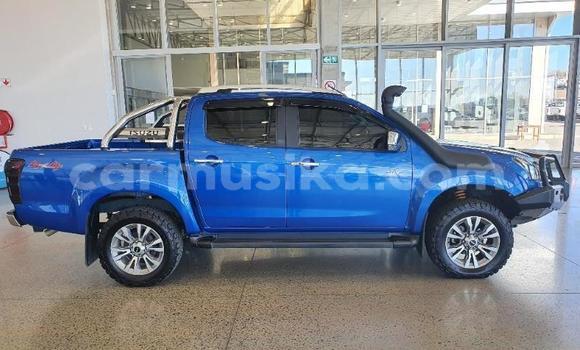 Tenga Tsaru Isuzu D–MAX Bhuruu Mota in Beitbridge in Matabeleland South Tenga Tsaru Isuzu D–MAX Bhuruu Mota in Beitbridge in Matabeleland South