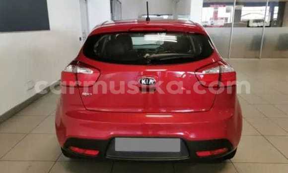 Acheter Occasion Voiture Kia Rio Rouge à Beitbridge, Matabeleland South Acheter Occasion Voiture Kia Rio Rouge à Beitbridge, Matabeleland South