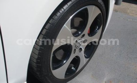 Acheter Occasion Voiture Volkswagen Golf GTI Blanc à Beitbridge, Matabeleland South Acheter Occasion Voiture Volkswagen Golf GTI Blanc à Beitbridge, Matabeleland South