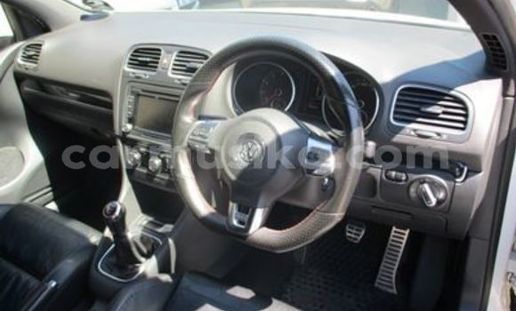 Acheter Occasion Voiture Volkswagen Golf GTI Blanc à Beitbridge, Matabeleland South Acheter Occasion Voiture Volkswagen Golf GTI Blanc à Beitbridge, Matabeleland South