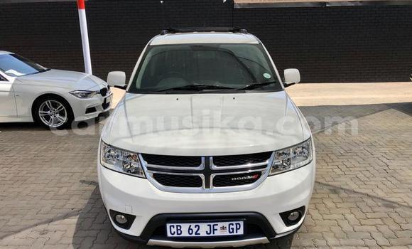 Nunua Ilio tumika Dodge Journey Nyeupe Gari ndani ya Beitbridge nchini Matabeleland Kusini