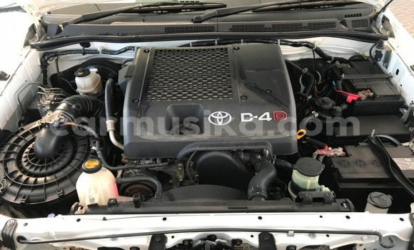 Acheter Occasion Voiture Toyota Hilux Blanc à Beitbridge, Matabeleland South Acheter Occasion Voiture Toyota Hilux Blanc à Beitbridge, Matabeleland South