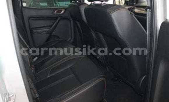 Acheter Occasion Voiture Ford Ranger Gris à Beitbridge, Matabeleland South Acheter Occasion Voiture Ford Ranger Gris à Beitbridge, Matabeleland South