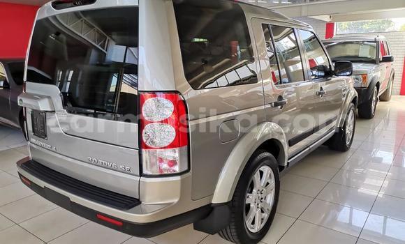 Tenga Tsaru Land Rover Discovery Sirivha Mota in Beitbridge in Matabeleland South Tenga Tsaru Land Rover Discovery Sirivha Mota in Beitbridge in Matabeleland South