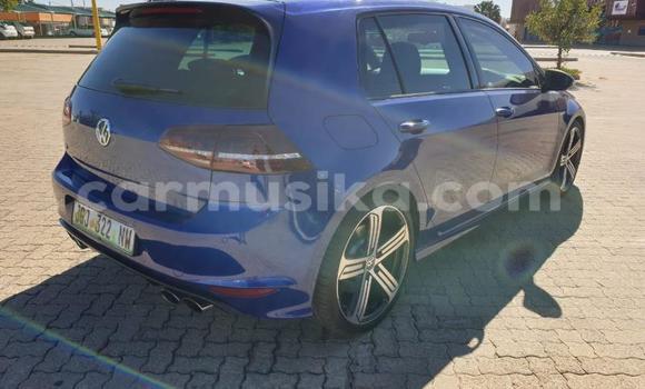 Nunua Ilio tumika Volkswagen Golf R Bluu Gari ndani ya Bulawayo nchini Bulawayo Nunua Ilio tumika Volkswagen Golf R Bluu Gari ndani ya Bulawayo nchini Bulawayo