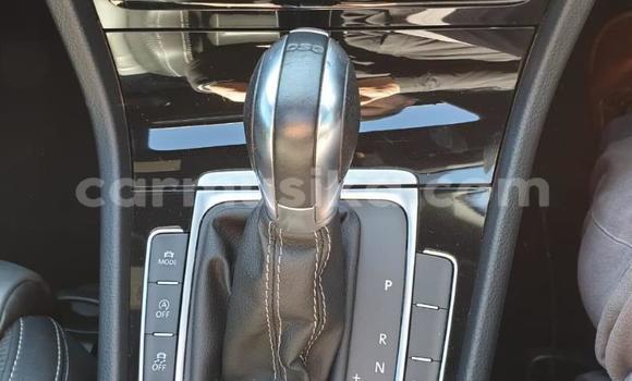 Nunua Ilio tumika Volkswagen Golf R Bluu Gari ndani ya Bulawayo nchini Bulawayo Nunua Ilio tumika Volkswagen Golf R Bluu Gari ndani ya Bulawayo nchini Bulawayo