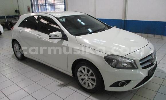 Nunua Ilio tumika Mercedes‒Benz A–Class Nyeupe Gari ndani ya Beitbridge nchini Matabeleland Kusini