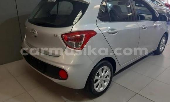 Tenga Tsaru Hyundai i10 Zvimwe Mota in Beitbridge in Matabeleland South Tenga Tsaru Hyundai i10 Zvimwe Mota in Beitbridge in Matabeleland South