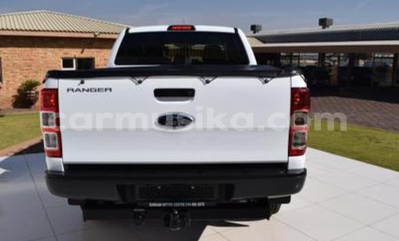 Acheter Occasion Voiture Ford Ranger Blanc à Beitbridge, Matabeleland South Acheter Occasion Voiture Ford Ranger Blanc à Beitbridge, Matabeleland South