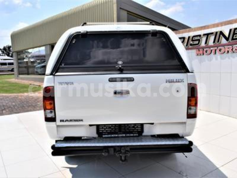 Big with watermark toyota hilux matabeleland south beitbridge 14649