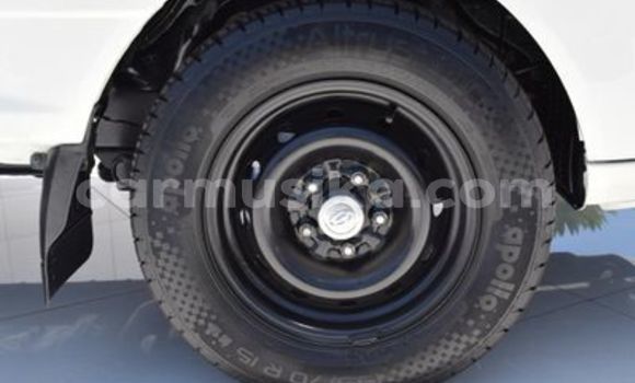 Acheter Occasion Voiture Hyundai H200 Blanc à Beitbridge, Matabeleland South Acheter Occasion Voiture Hyundai H200 Blanc à Beitbridge, Matabeleland South