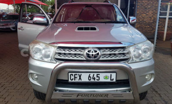 Acheter Occasion Voiture Toyota Fortuner Autre à Beitbridge, Matabeleland South Acheter Occasion Voiture Toyota Fortuner Autre à Beitbridge, Matabeleland South