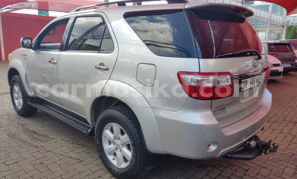 Acheter Occasion Voiture Toyota Fortuner Autre à Beitbridge, Matabeleland South Acheter Occasion Voiture Toyota Fortuner Autre à Beitbridge, Matabeleland South