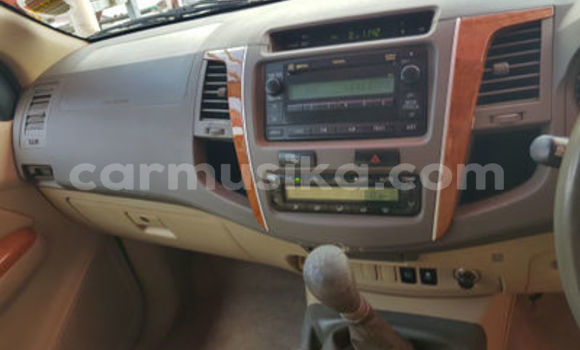 Acheter Occasion Voiture Toyota Fortuner Autre à Beitbridge, Matabeleland South Acheter Occasion Voiture Toyota Fortuner Autre à Beitbridge, Matabeleland South