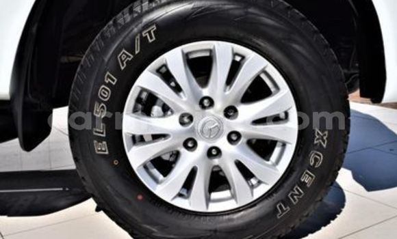 Acheter Occasion Voiture Mazda BT-50 Blanc à Beitbridge, Matabeleland South Acheter Occasion Voiture Mazda BT-50 Blanc à Beitbridge, Matabeleland South