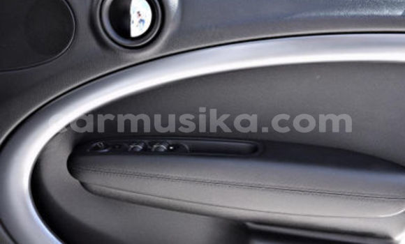 Acheter Occasion Voiture MINI Countryman Blanc à Beitbridge, Matabeleland South Acheter Occasion Voiture MINI Countryman Blanc à Beitbridge, Matabeleland South