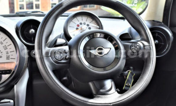 Acheter Occasion Voiture MINI Countryman Blanc à Beitbridge, Matabeleland South Acheter Occasion Voiture MINI Countryman Blanc à Beitbridge, Matabeleland South