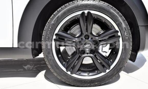 Acheter Occasion Voiture MINI Countryman Blanc à Beitbridge, Matabeleland South Acheter Occasion Voiture MINI Countryman Blanc à Beitbridge, Matabeleland South