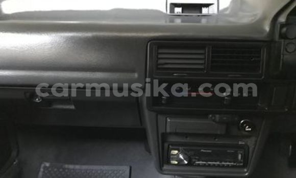 Tenga Tsaru Mazda 323 Chena Mota in Beitbridge in Matabeleland South Tenga Tsaru Mazda 323 Chena Mota in Beitbridge in Matabeleland South