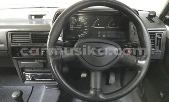 Tenga Tsaru Mazda 323 Chena Mota in Beitbridge in Matabeleland South Tenga Tsaru Mazda 323 Chena Mota in Beitbridge in Matabeleland South
