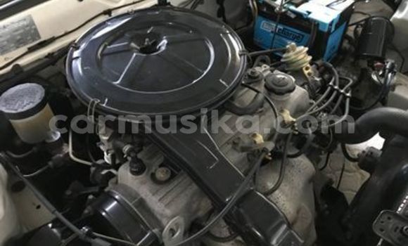 Tenga Tsaru Mazda 323 Chena Mota in Beitbridge in Matabeleland South Tenga Tsaru Mazda 323 Chena Mota in Beitbridge in Matabeleland South