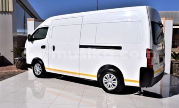 Nunua Ilio tumika Nissan Nv350 Nyeupe Gari ndani ya Beitbridge nchini Matabeleland Kusini Nunua Ilio tumika Nissan Nv350 Nyeupe Gari ndani ya Beitbridge nchini Matabeleland Kusini