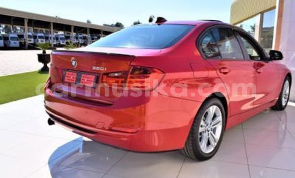 Acheter Occasion Voiture BMW 3–Series Rouge à Beitbridge, Matabeleland South Acheter Occasion Voiture BMW 3–Series Rouge à Beitbridge, Matabeleland South