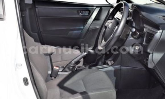 Acheter Occasion Voiture Toyota Corolla Blanc à Beitbridge, Matabeleland South Acheter Occasion Voiture Toyota Corolla Blanc à Beitbridge, Matabeleland South