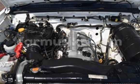 Acheter Occasion Voiture Nissan NP 300 Blanc à Beitbridge, Matabeleland South Acheter Occasion Voiture Nissan NP 300 Blanc à Beitbridge, Matabeleland South