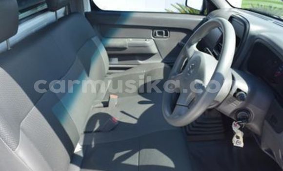 Acheter Occasion Voiture Nissan NP 300 Blanc à Beitbridge, Matabeleland South Acheter Occasion Voiture Nissan NP 300 Blanc à Beitbridge, Matabeleland South