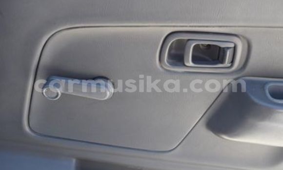 Acheter Occasion Voiture Nissan NP 300 Blanc à Beitbridge, Matabeleland South Acheter Occasion Voiture Nissan NP 300 Blanc à Beitbridge, Matabeleland South