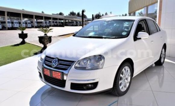 Acheter Occasion Voiture Volkswagen Jetta Blanc à Beitbridge, Matabeleland South