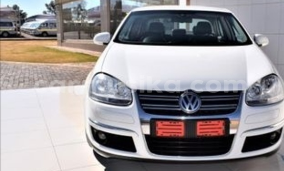 Acheter Occasion Voiture Volkswagen Jetta Blanc à Beitbridge, Matabeleland South Acheter Occasion Voiture Volkswagen Jetta Blanc à Beitbridge, Matabeleland South