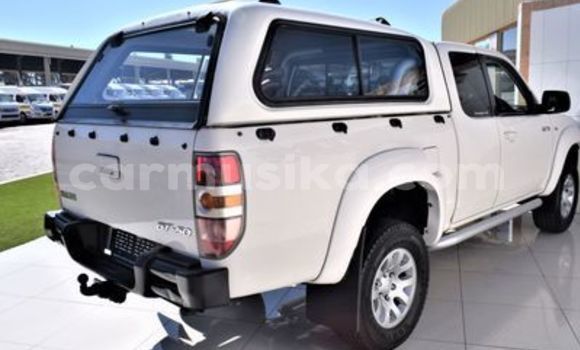 Acheter Occasion Voiture Mazda BT-50 Blanc à Beitbridge, Matabeleland South Acheter Occasion Voiture Mazda BT-50 Blanc à Beitbridge, Matabeleland South