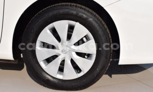 Acheter Occasion Voiture Toyota Platz Blanc à Beitbridge, Matabeleland South Acheter Occasion Voiture Toyota Platz Blanc à Beitbridge, Matabeleland South