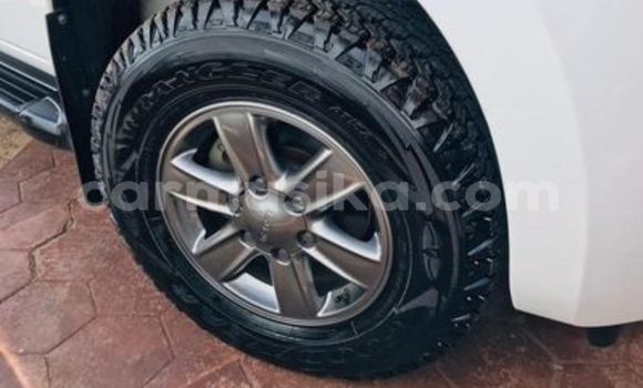 Acheter Occasion Voiture Isuzu KB Blanc à Beitbridge, Matabeleland South Acheter Occasion Voiture Isuzu KB Blanc à Beitbridge, Matabeleland South