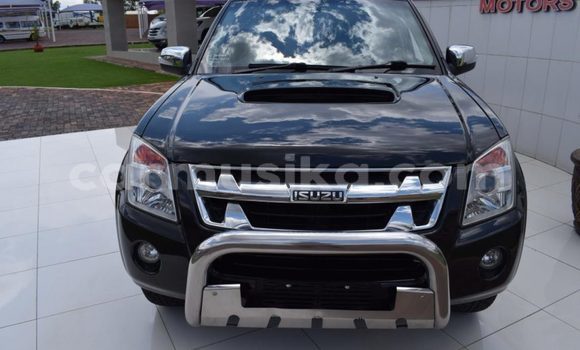 Acheter Occasion Voiture Isuzu KB Noir à Beitbridge, Matabeleland South Acheter Occasion Voiture Isuzu KB Noir à Beitbridge, Matabeleland South