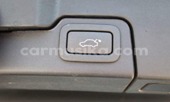 Nunua Ilio tumika Land Rover Range Rover Evoque Nyeupe Gari ndani ya Beitbridge nchini Matabeleland Kusini Nunua Ilio tumika Land Rover Range Rover Evoque Nyeupe Gari ndani ya Beitbridge nchini Matabeleland Kusini