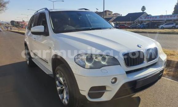 Buy Used BMW X5 White Car in Beitbridge in Matabeleland South