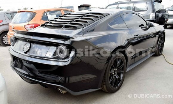 Acheter Import Voiture Ford Mustang Noir à Import - Dubai, Harare Acheter Import Voiture Ford Mustang Noir à Import - Dubai, Harare