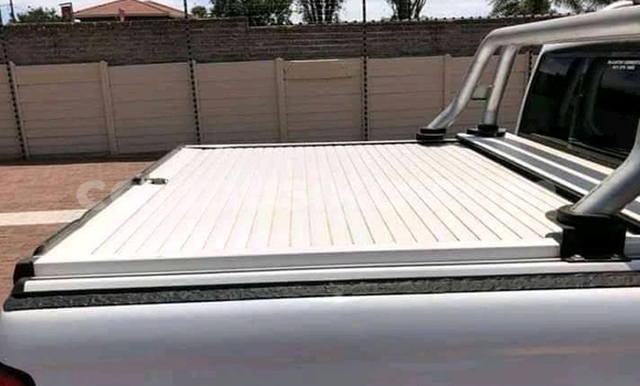 Acheter Occasion Voiture Nissan Hardbody Blanc à Harare, Harare Acheter Occasion Voiture Nissan Hardbody Blanc à Harare, Harare