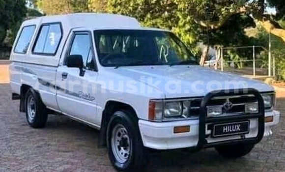 Acheter Occasion Voiture Toyota Hilux Blanc à Chimanimani, Manicaland Acheter Occasion Voiture Toyota Hilux Blanc à Chimanimani, Manicaland