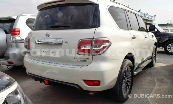 Tenga Imported Nissan Patrol Chena Mota in Import - Dubai in Harare Tenga Imported Nissan Patrol Chena Mota in Import - Dubai in Harare