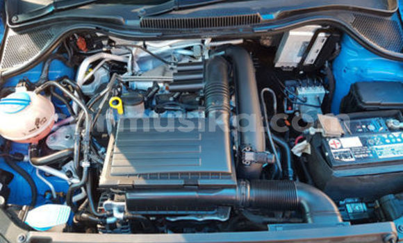 Acheter Occasion Voiture Volkswagen Polo Bleu à Beitbridge, Matabeleland South Acheter Occasion Voiture Volkswagen Polo Bleu à Beitbridge, Matabeleland South